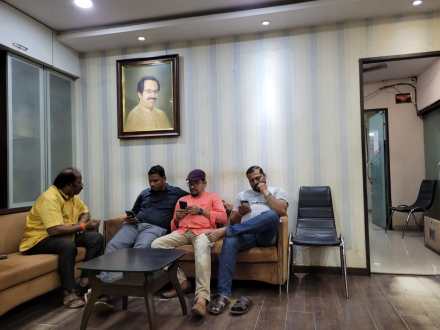 Eknath Shinde and Shrikant Shinde`s photos removed from Shiv Sena Main office in Dombivli