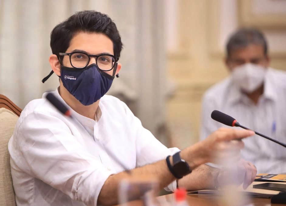 Aaditya Thackeray Childhood Photos Viral On Social Media