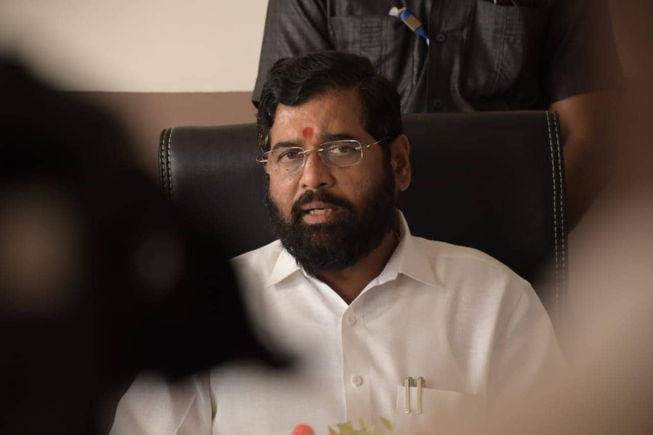 Eknath Shinde And Uddhav Thackeray Phone call important points