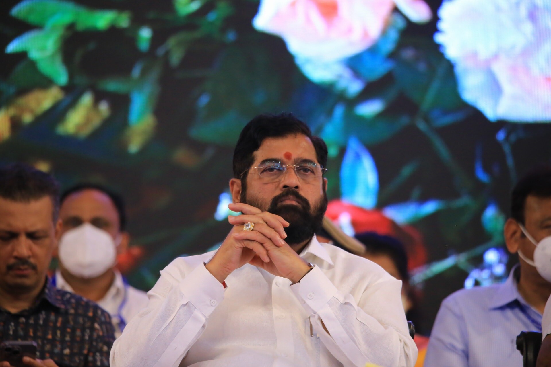 Eknath Shinde And Uddhav Thackeray Phone call important points