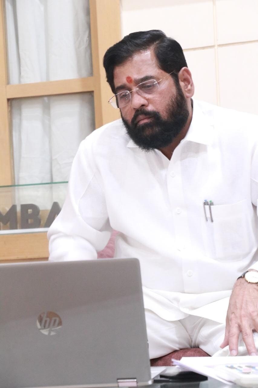 Eknath Shinde And Uddhav Thackeray Phone call important points