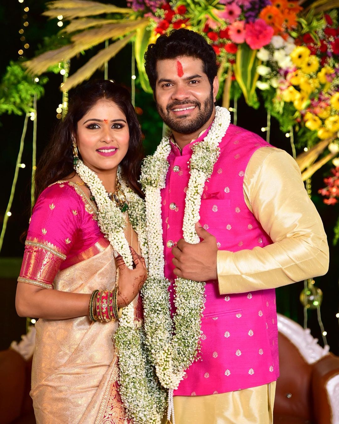 Marathi Actor Engagement Photos