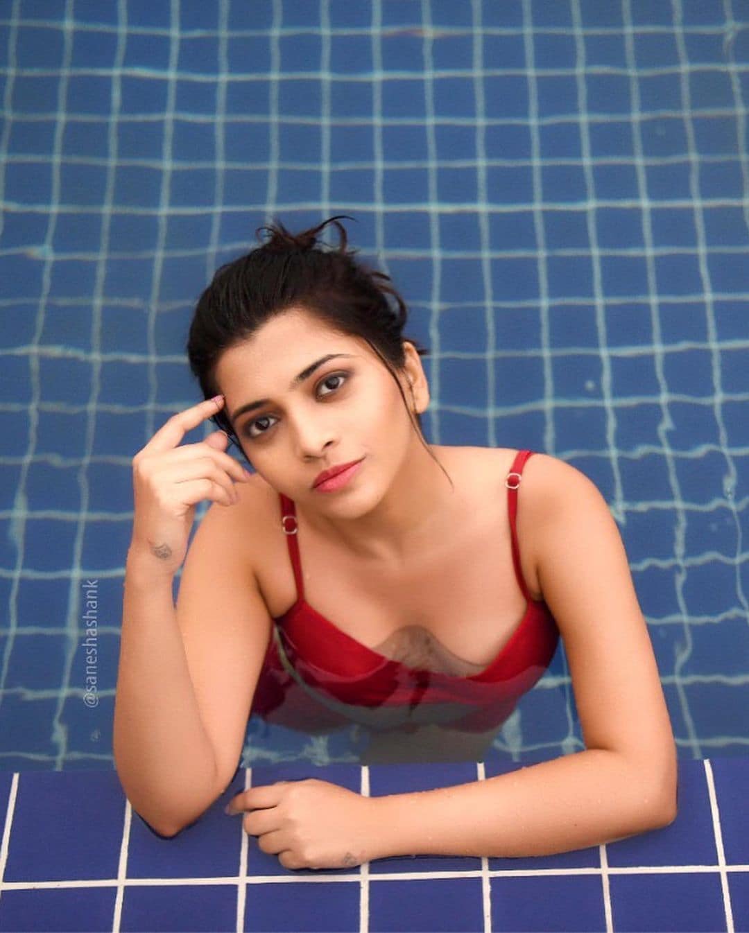 Marathi actress ruchira jadhav bold photoshoot bikini photos 