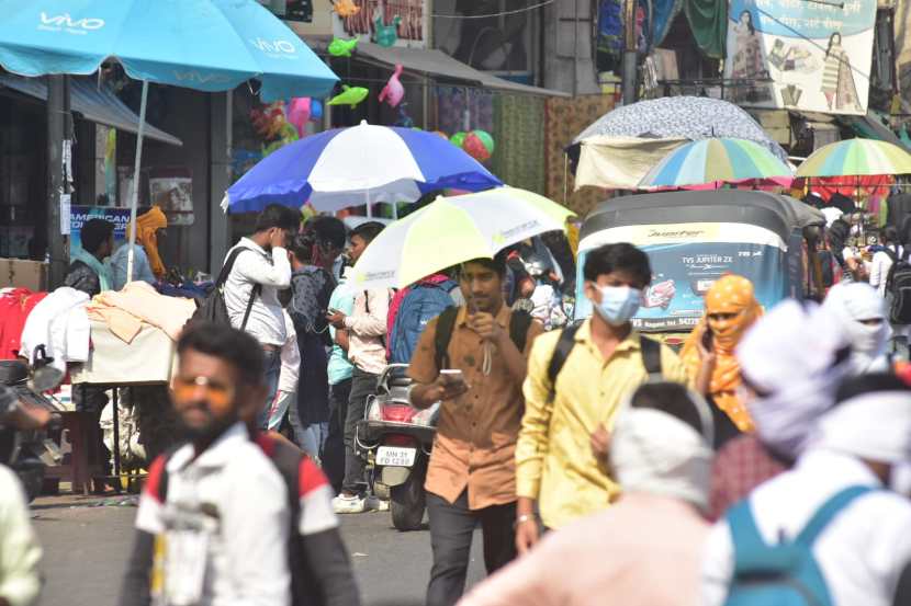 नागपुरात करोना काळात सलग दोन वर्षे टाळेबंदमुळे नवतपाचा ताप फारसा जाणवला नसला तरीही, यावर्षी मात्र सुरुवातीपासूनच सूर्यनारायण कोपला आहे. (एक्स्पेस फोटो- धनंजय खेडकर)