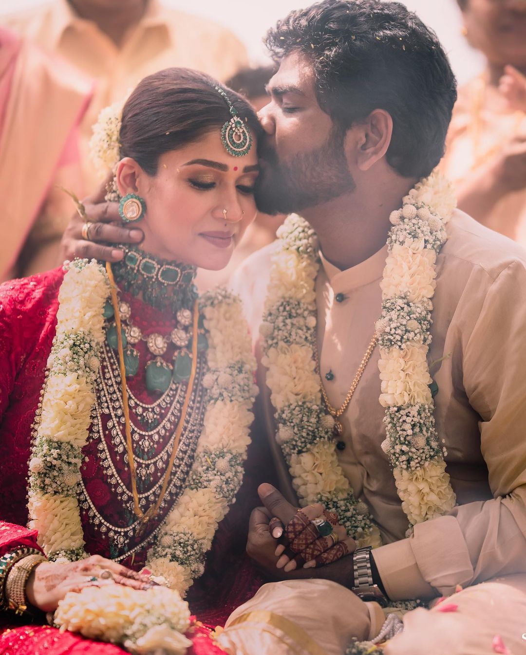 Nayanthara -vighensh wedding photos