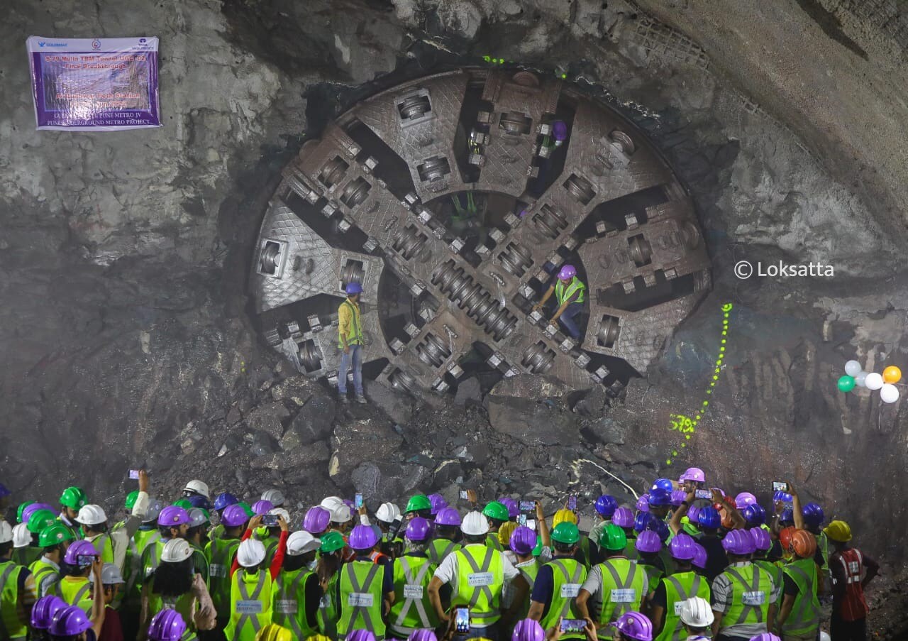 Pune Metro tunnel boring machine