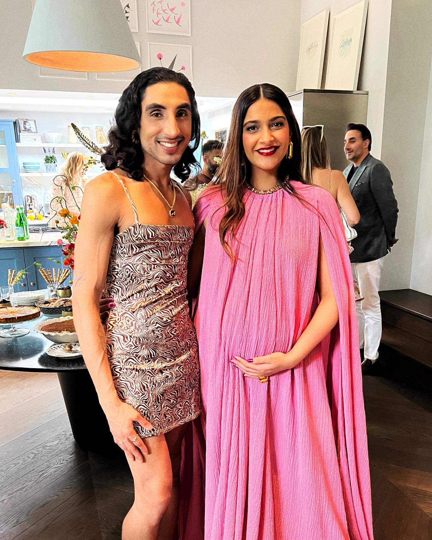 Sonam Kapoor baby Shower who is singer leo kalyan 