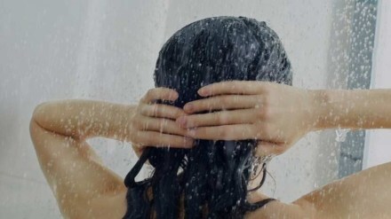 The amazing benefits of taking a night bath