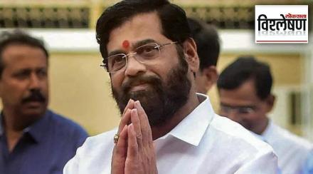 anti defection law apply to shivsena MLAs