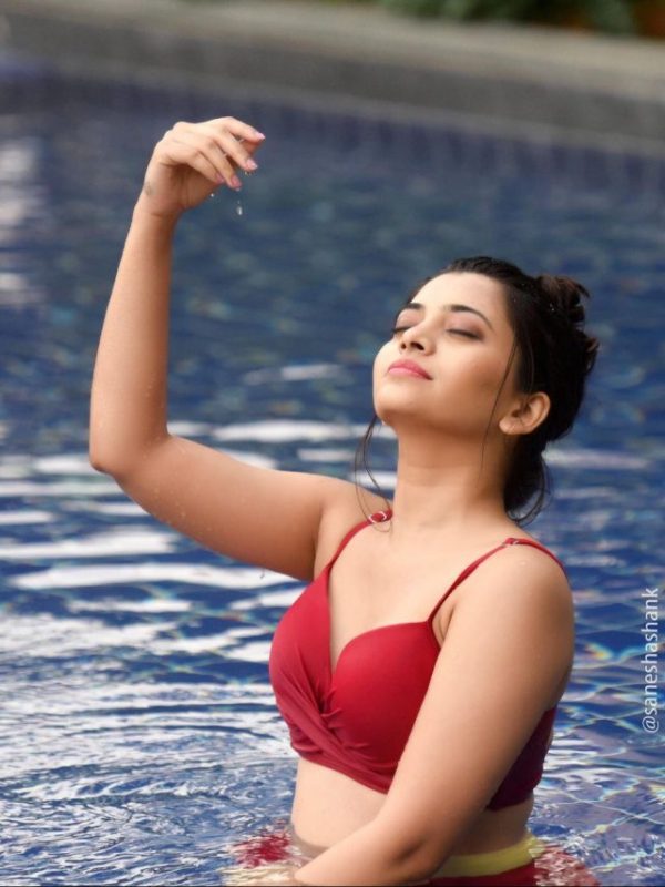 cropped-Marathi-actress-ruchira-jadhav-bold-photoshoot-6-1.jpg