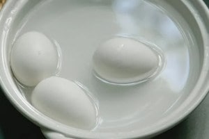 After boiling the egg, do you throw away the water in it ?; Learn the amazing benefits of this water