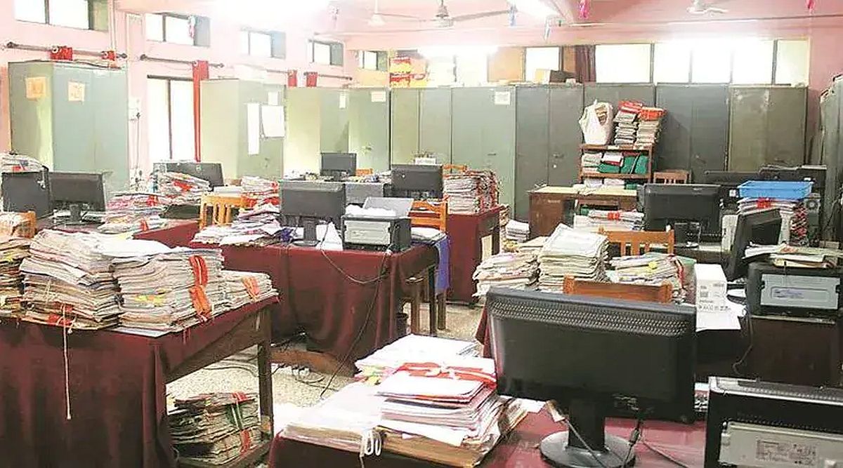 सार्वजनिक क्षेत्राच्या खासगीकरणाला विरोध; सर्व क्षेत्रातील कामगार संघटना एकत्र; रविवारी पुण्यामध्ये बैठक