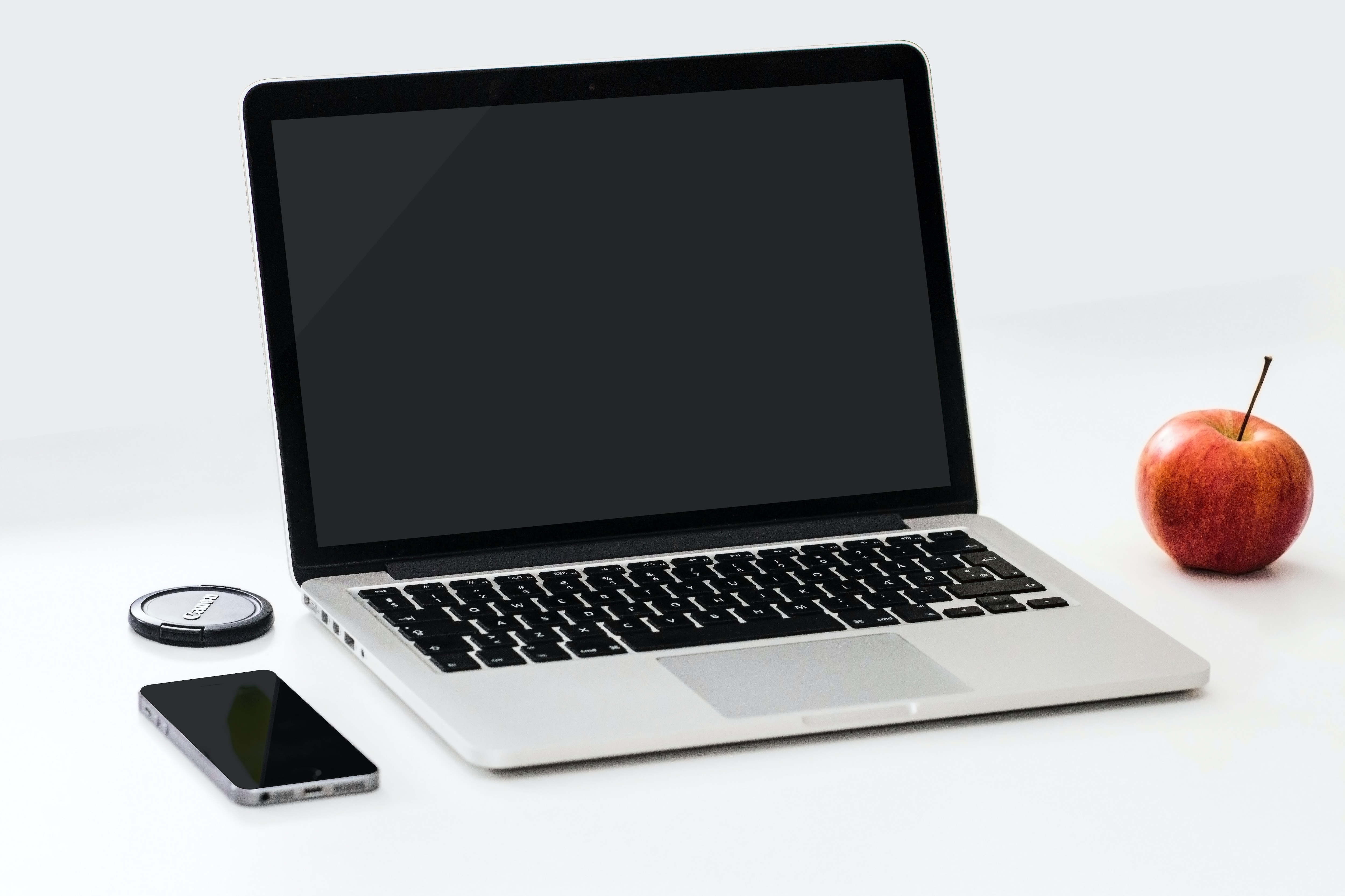 tips to keep laptop safe in rainy season 