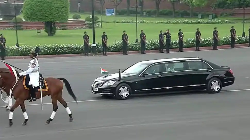 Mercedes-Benz S600 Pullman Guard for President of India