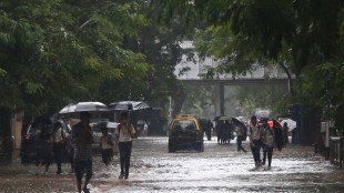 Mumbai continues to get heavy rain on consecutive day (Express Photo by Amit Chakravarty 05-07-2022, Mumbai)