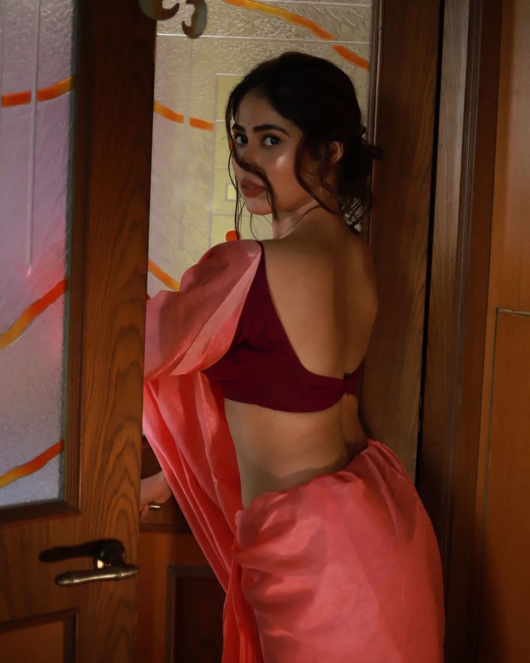 marathi actress Akshaya Hindalkar bold photoshoot in saree