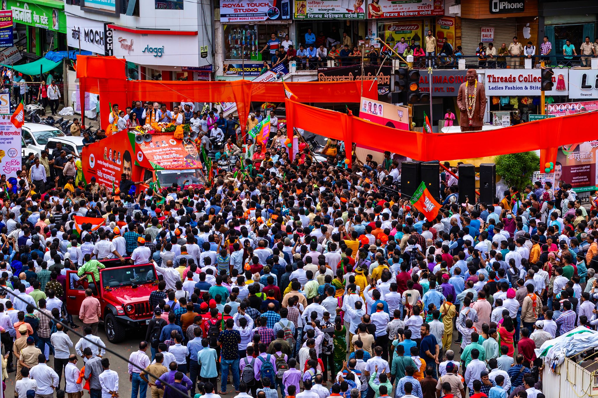 Deputy CM Devendra Fadnavis Wife Amruta Shares Photo from Nagpur Rally says his comeback is phenomenal