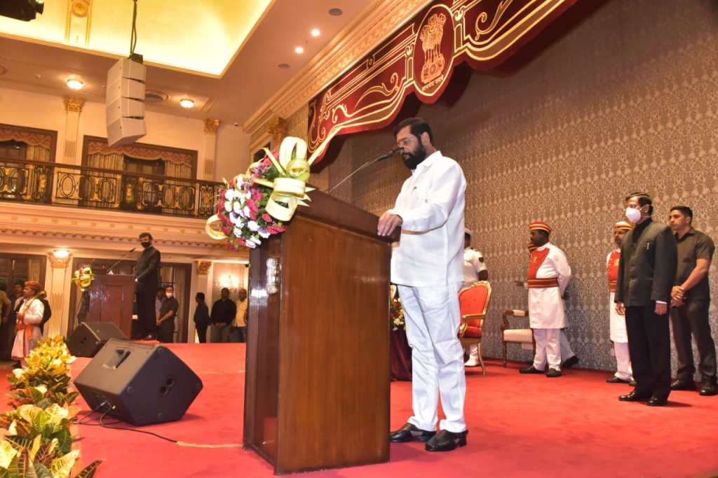 Eknath-Shinde-CM-Oath-Ceremony-14