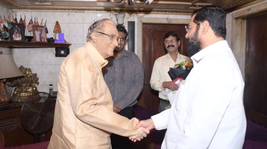 Eknath Shinde Meets Shivsena Leader Liladhar Dake