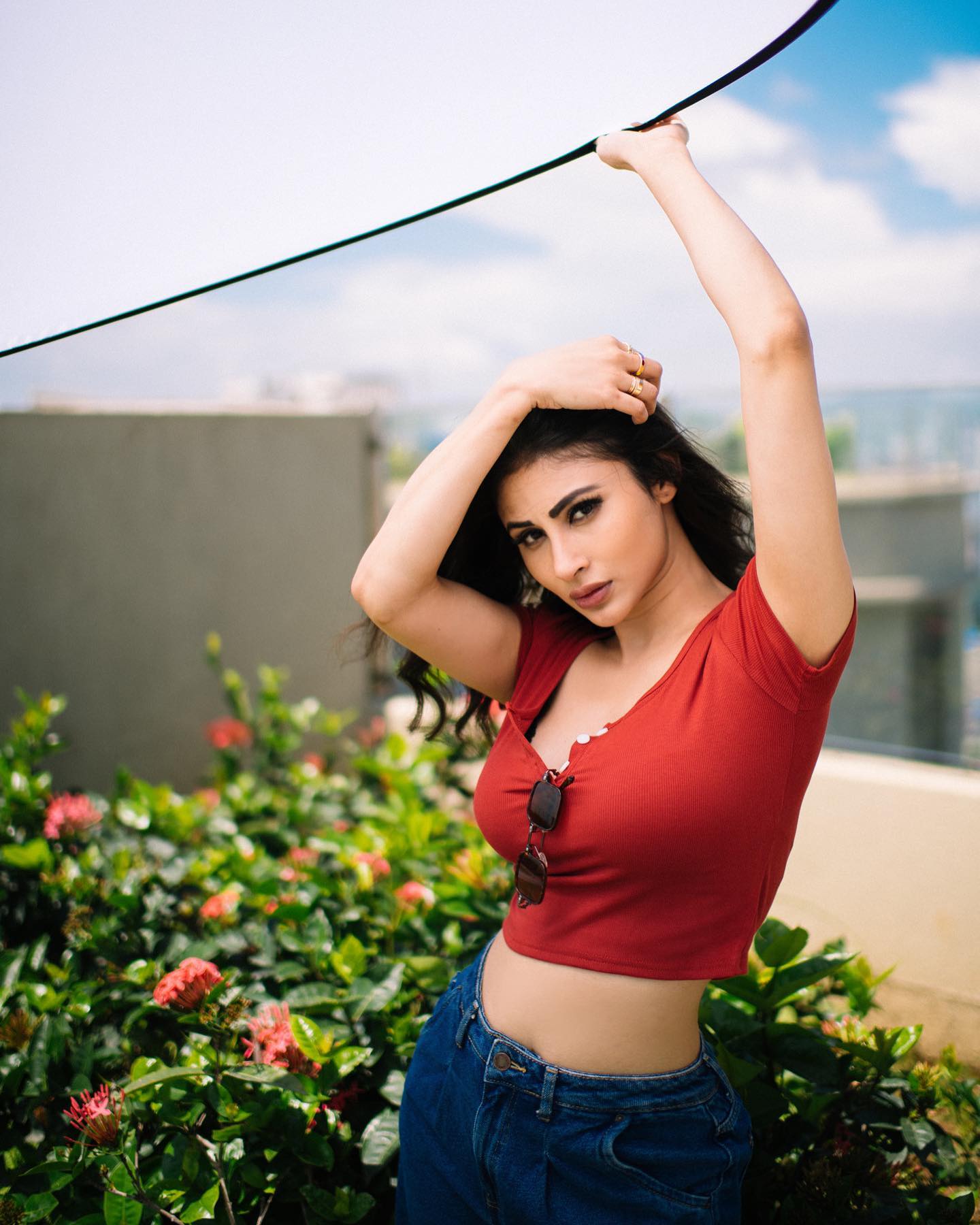 bollywood actress mouni roy photos 