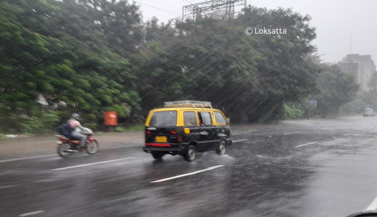 Mumbai Heavy Rainfall Waterlogged