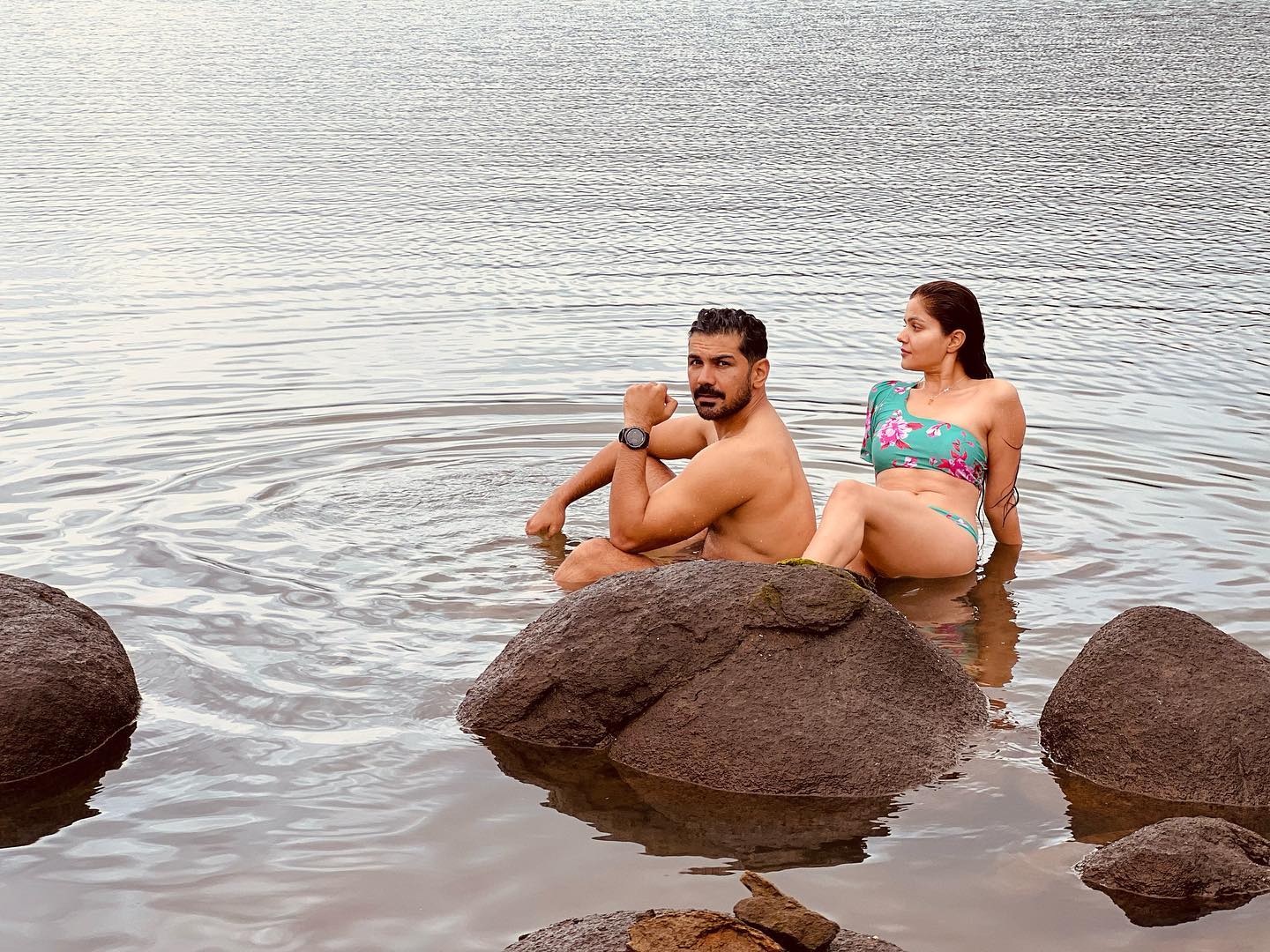 Rubina Dilaik shared bold photos in bikini