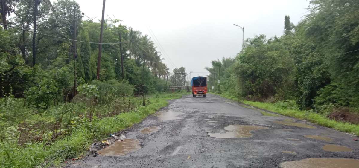 badlapur murbad road is in bad condition, MIDC retendering for road repairing