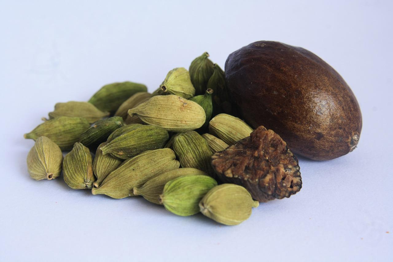 benefits of cardamom