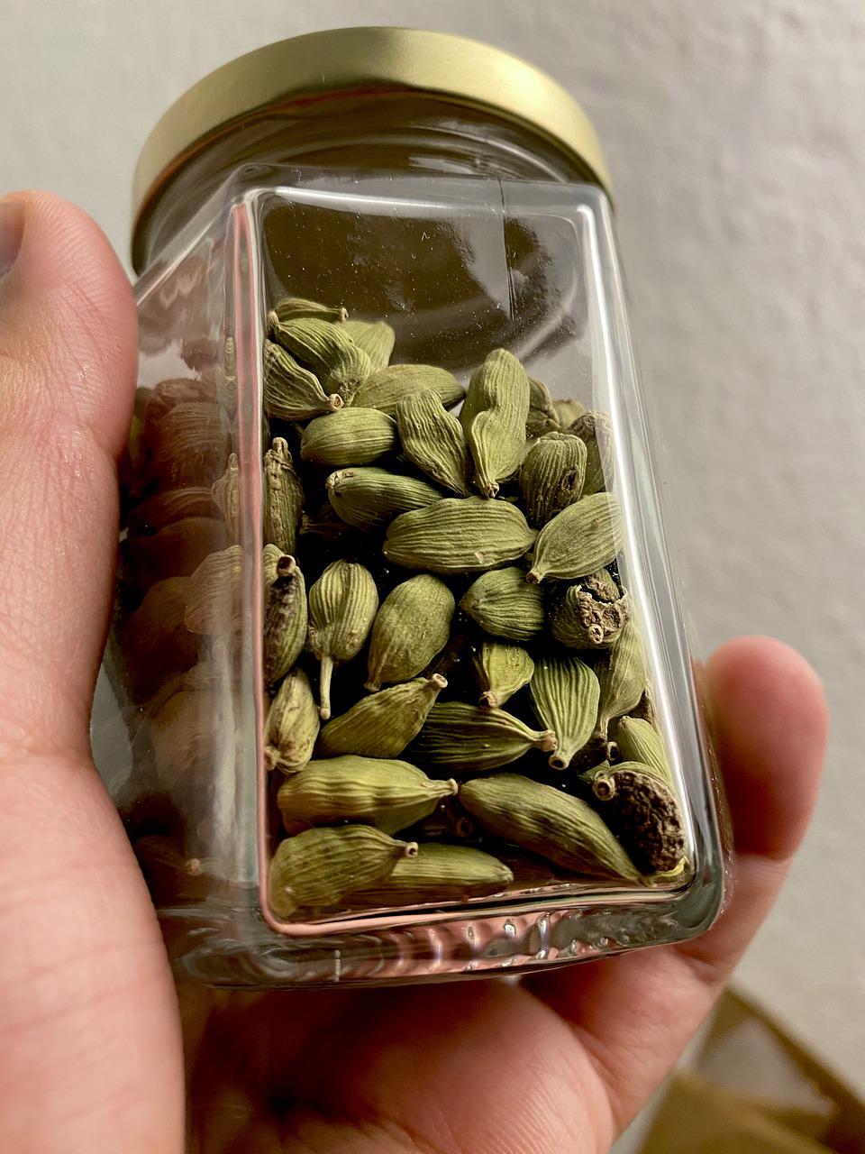 benefits of cardamom