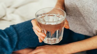 Benefits of drinking hot water at night