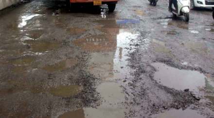 thane pothole