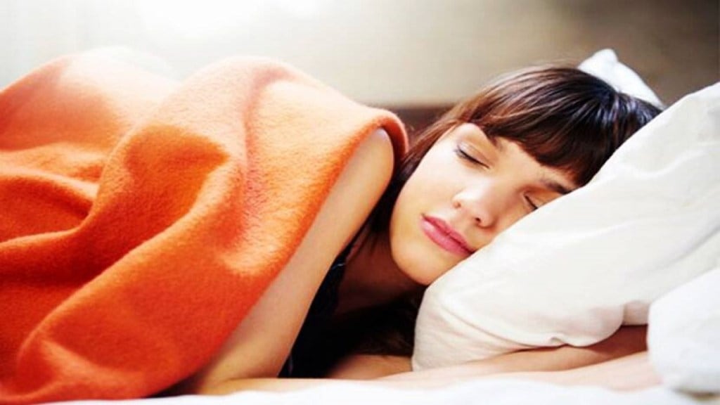 The habit of sleeping in the light at night can be the cause of many diseases