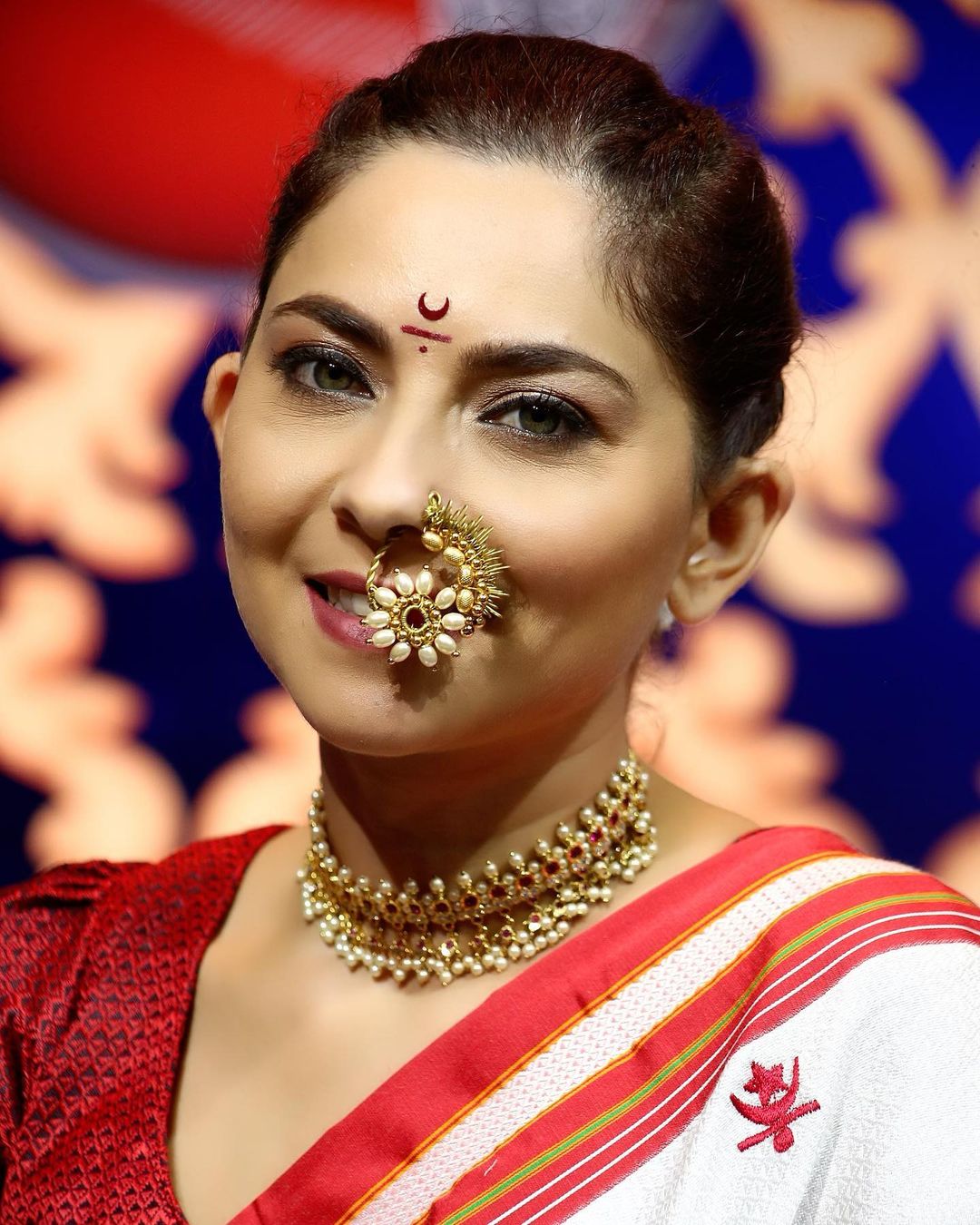 Sonalee Kulkarni Khun Saree marathi actress sonalee kulkarni