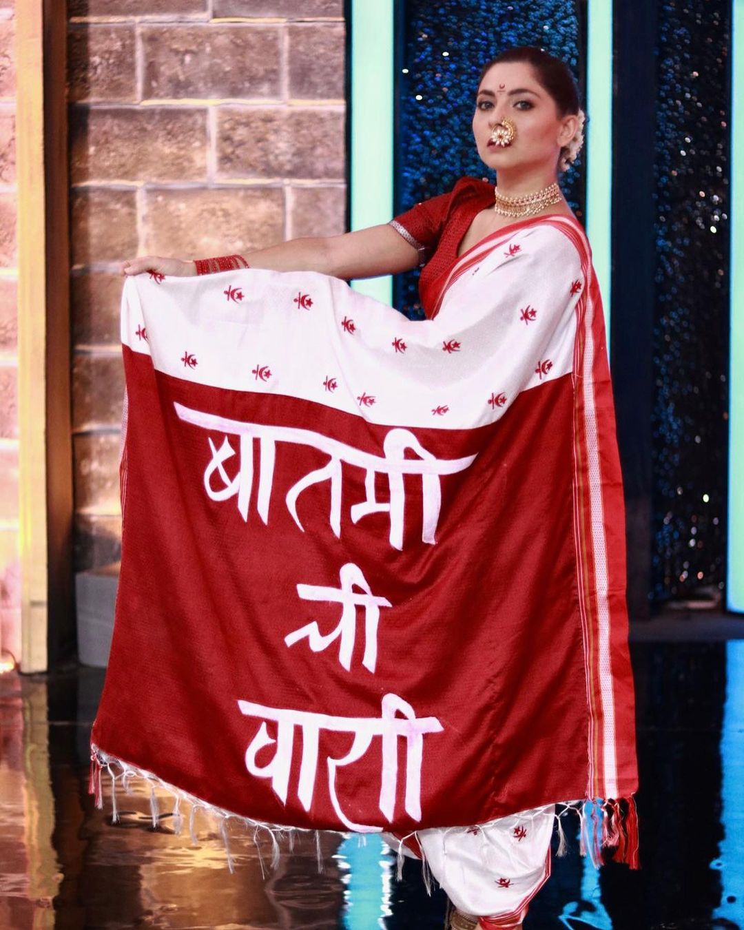 Sonalee Kulkarni Khun Saree marathi actress sonalee kulkarni