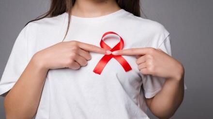 Can wearing a bra increase the risk of breast cancer