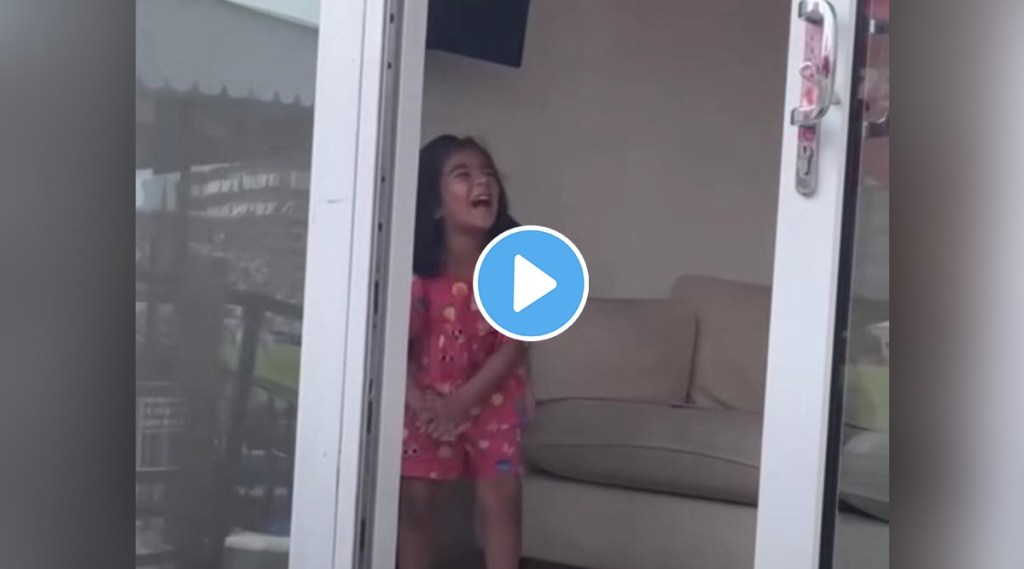 Video: वडिलांनी शतक झळकावताच आनंदाने नाचू लागली चिमुकली; चाहत्यांनीही केले कौतुक