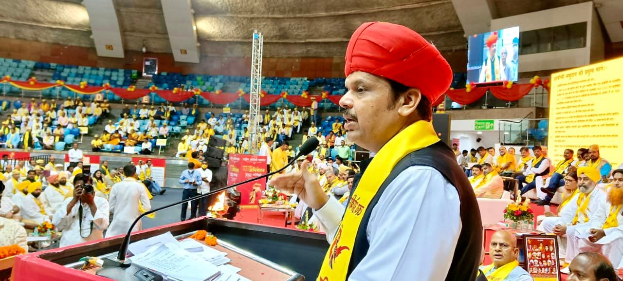 DCM Devendra Fadnavis OBC Narendra Modi