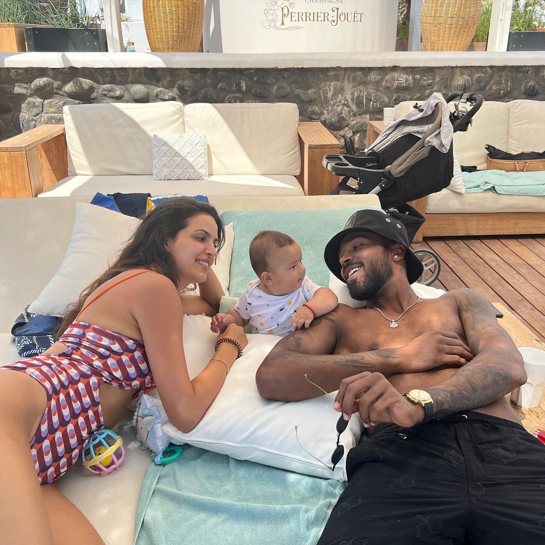 Natasa Stankovic Hardik Pandya Family Vacation