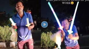 Delhi-Man-Sell-Laser-Swords-Viral-Video