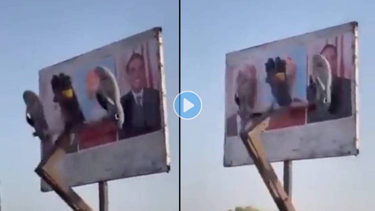 Automatic-Chappal-Mar-Machine-Viral-Video