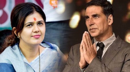 Pankaja Munde, akshay kumar