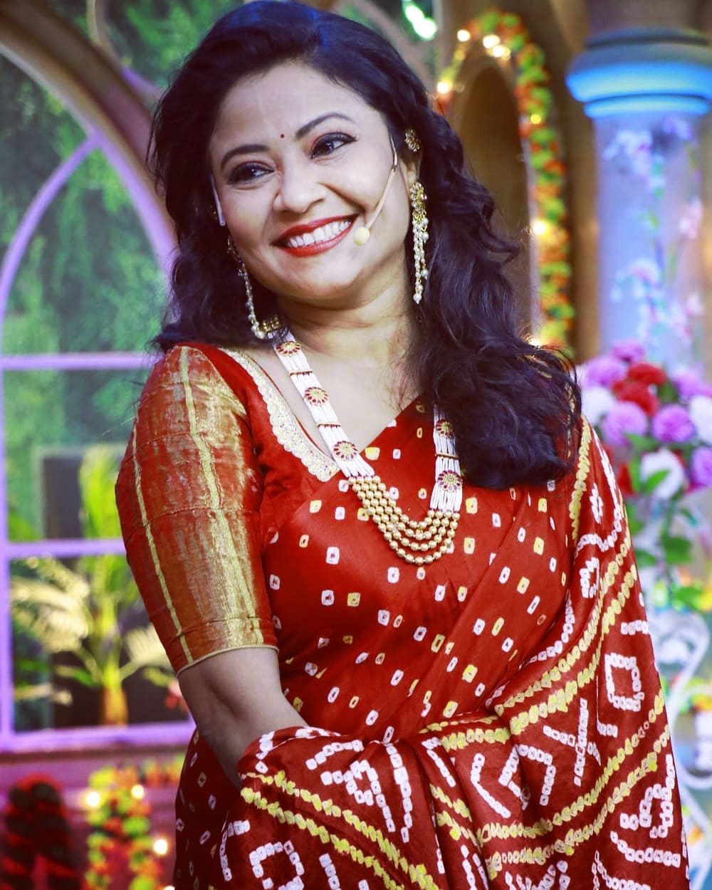 Swati Deval Mazhi Tuzhi Reshimgath
