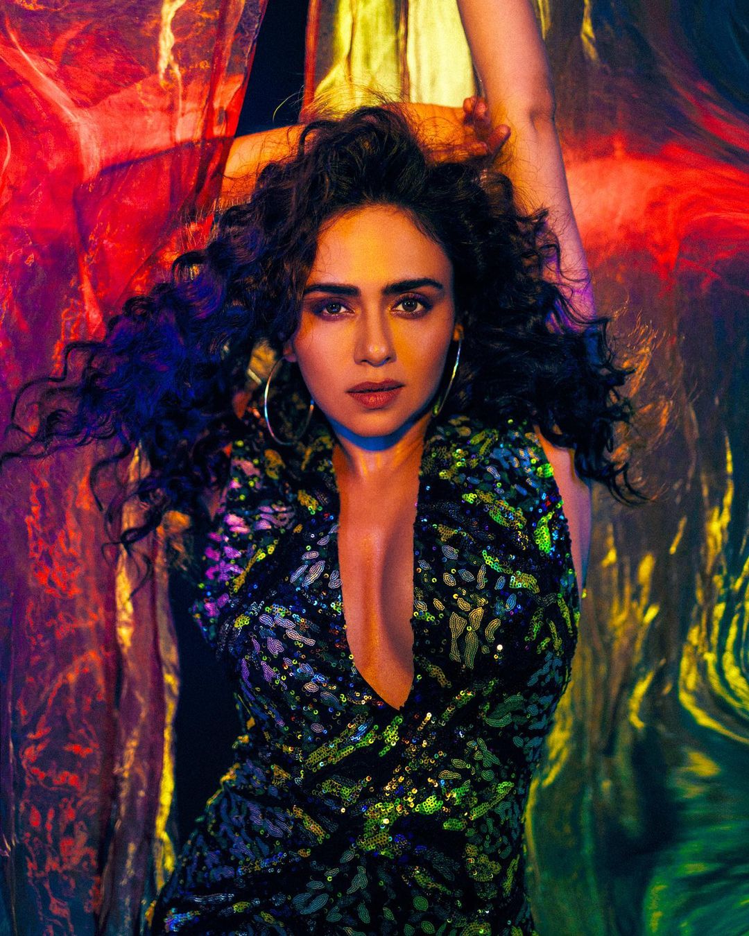 Amruta Khanvilkar fashion