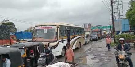 major traffic jam at Shilphata