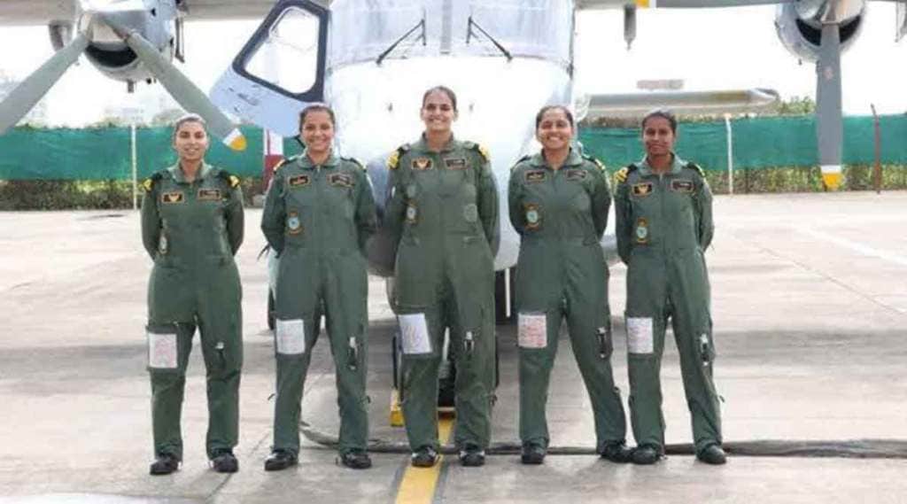 Navy women aircrew,
