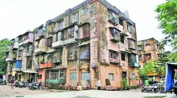 lottery for 205 police house in Naigaon BDD Redevelopment
