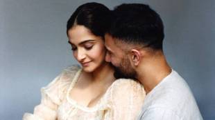 Sonam kapoor baby boy Sonam Kapoor