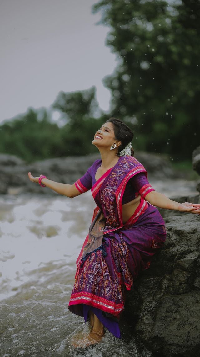 sukh mhanje nakki kay asat fame actress ashwini kasar photoshoot