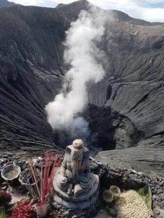 volcano ganesha in indonesia mount bromo 700 years old lord ganpati idol at the top of active volcano