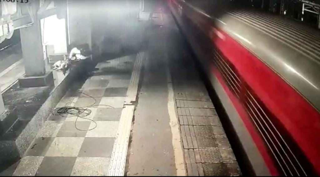 man throws wife in front of moving train